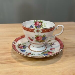 Vintage Tuscan Fine English Bone China
